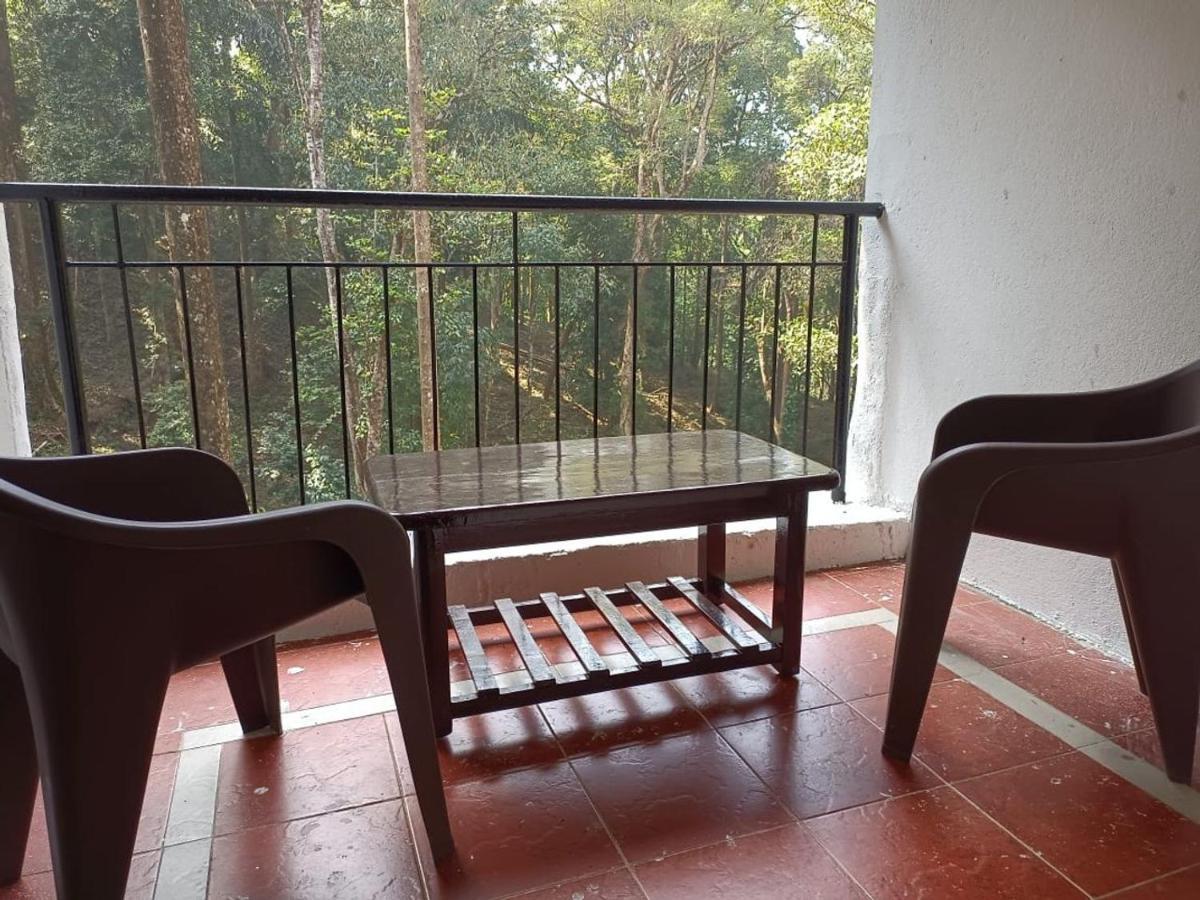 Qexperiences Coorg Hotel Madikeri Bagian luar foto